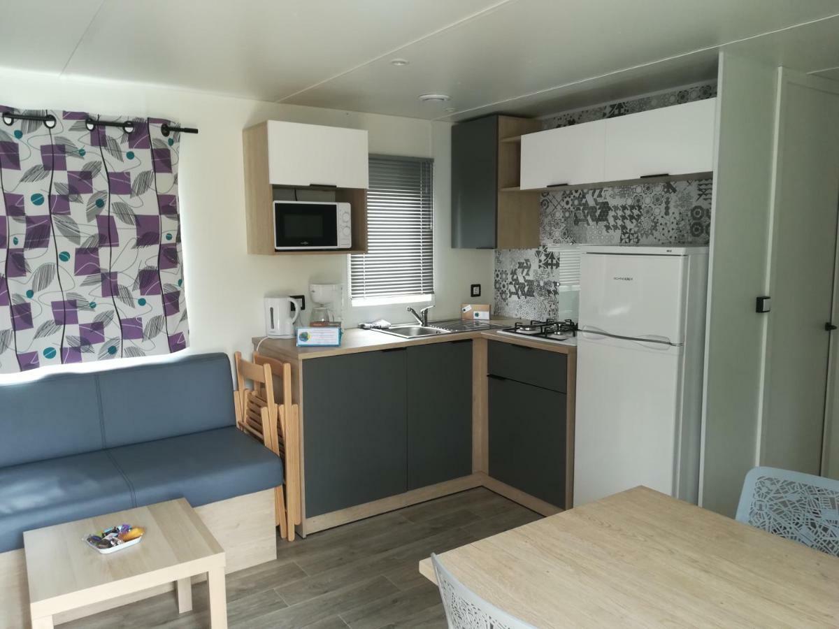 Camping Loisirs Des Groux Mousseaux-sur-Seine Екстер'єр фото