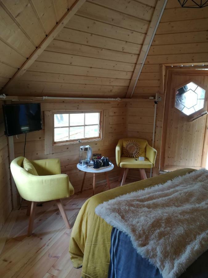 Camping Loisirs Des Groux Mousseaux-sur-Seine Екстер'єр фото